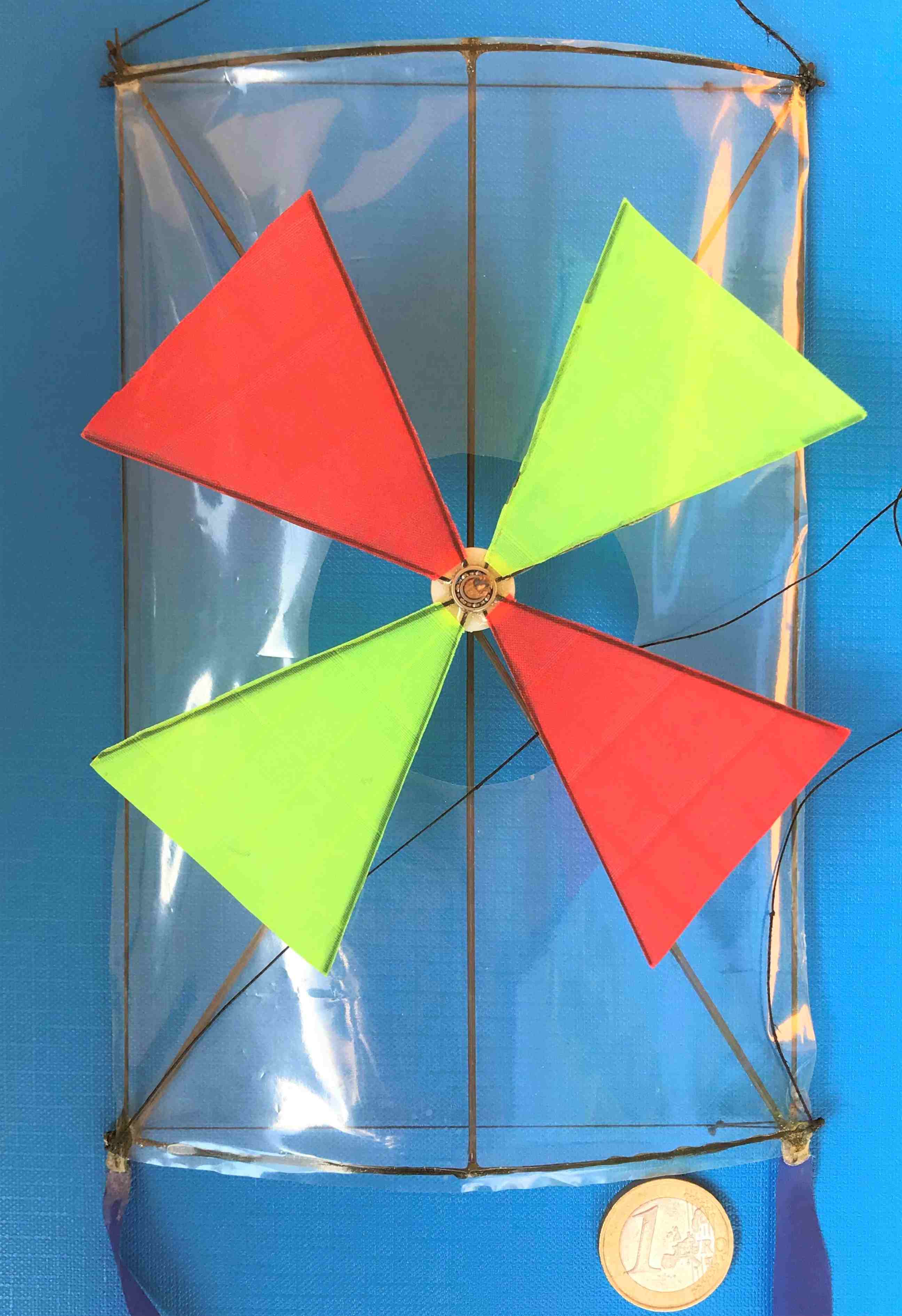 Monopropeller [(BxH)  12 x 18 cm; Propeller: � 11,5 cm]